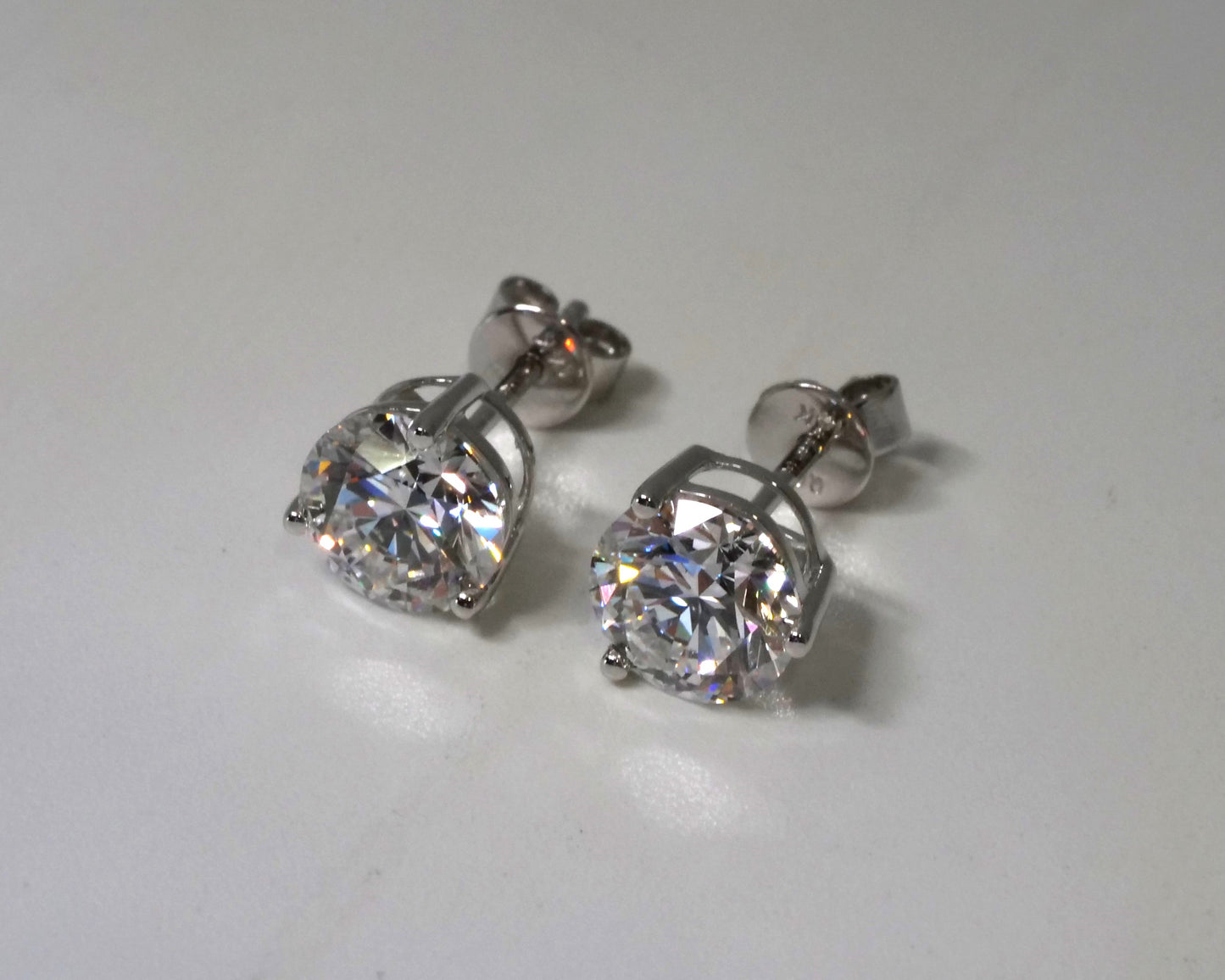 14K White Gold Lab Grown Diamonds 2-1/2 Ct Stud Earrings with IGI Certificate Unisex Jewelry