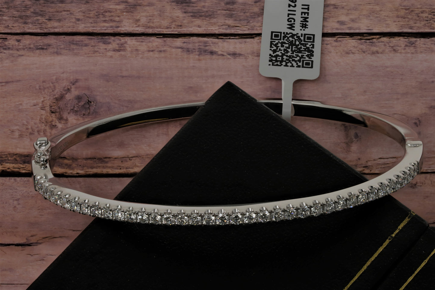 14K White Gold Lab Grown Diamond Bangle Bracelet VS1-VS2, G-H