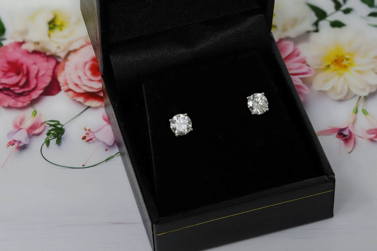 14K White Gold Lab Grown Diamond Stud Earrings. IGI Certified, 1.07 CT Total